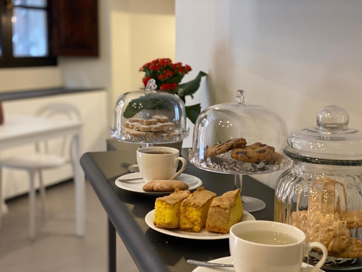 Suite Cagliari -99- ภายนอก รูปภาพ